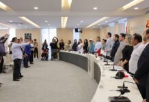 Alfonso Martínez toma protesta a jefe de tenencia de San Miguel del Monte