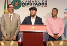 Promociona Reyes Galindo 13ava. Feria del Melón de Zicuirán en la Cámara de Diputados