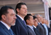 Asiste Alfonso Martínez a nombramiento de nuevo Comandante de XXI Zona Militar