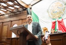 Regular cobro de tarifas en carreteras de cuota y mejorar seguridad propone Víctor Manríquez