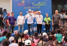 Niñas y niños vivieron una feliz Feria de la Niñez en Santiago Undameo
