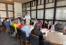 Expone Alfonso Martínez atractivos turísticos y de inversión a empresarios y legisladores de Chicago