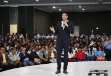 Alerta Alfonso Martínez a la niñez sobre riesgos en las redes sociales