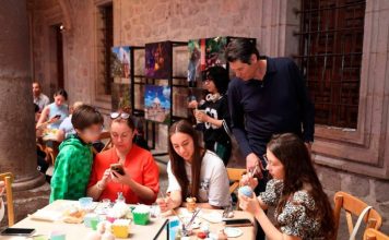 Tradición y arte llenan el Palacio Municipal en temporada de Semana Santa