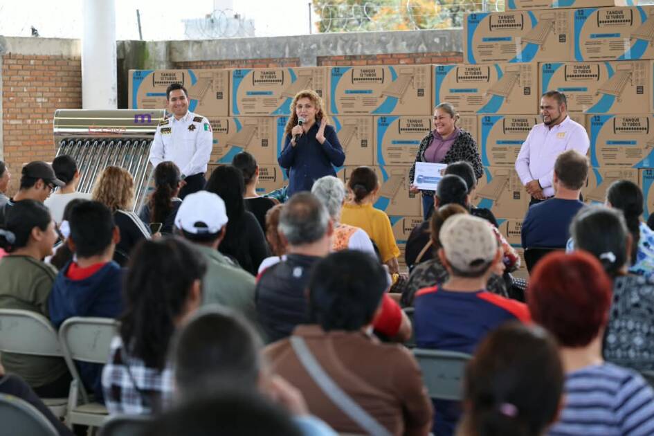 Gobierno de Morelia entrega apoyos sociales integrales
